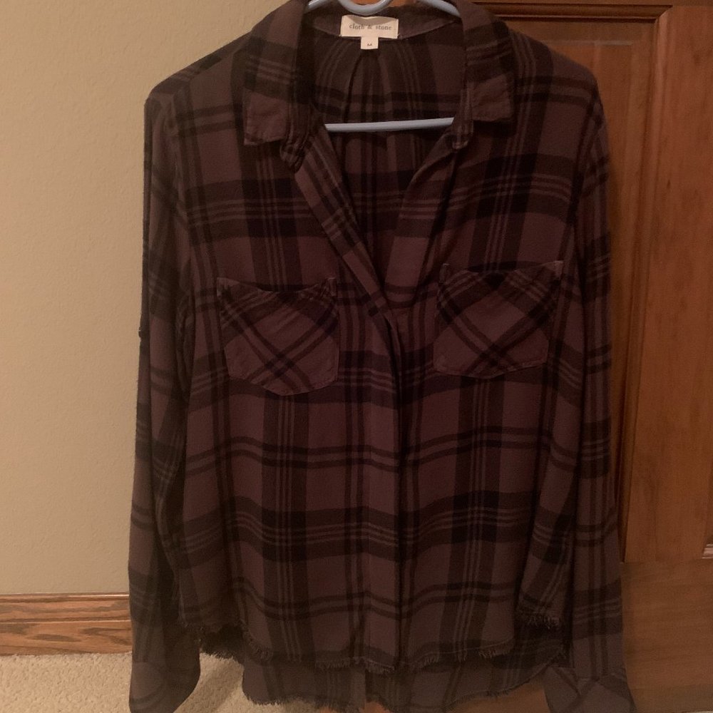 Cloth & Stone Button Down Fringed Hem Shirt